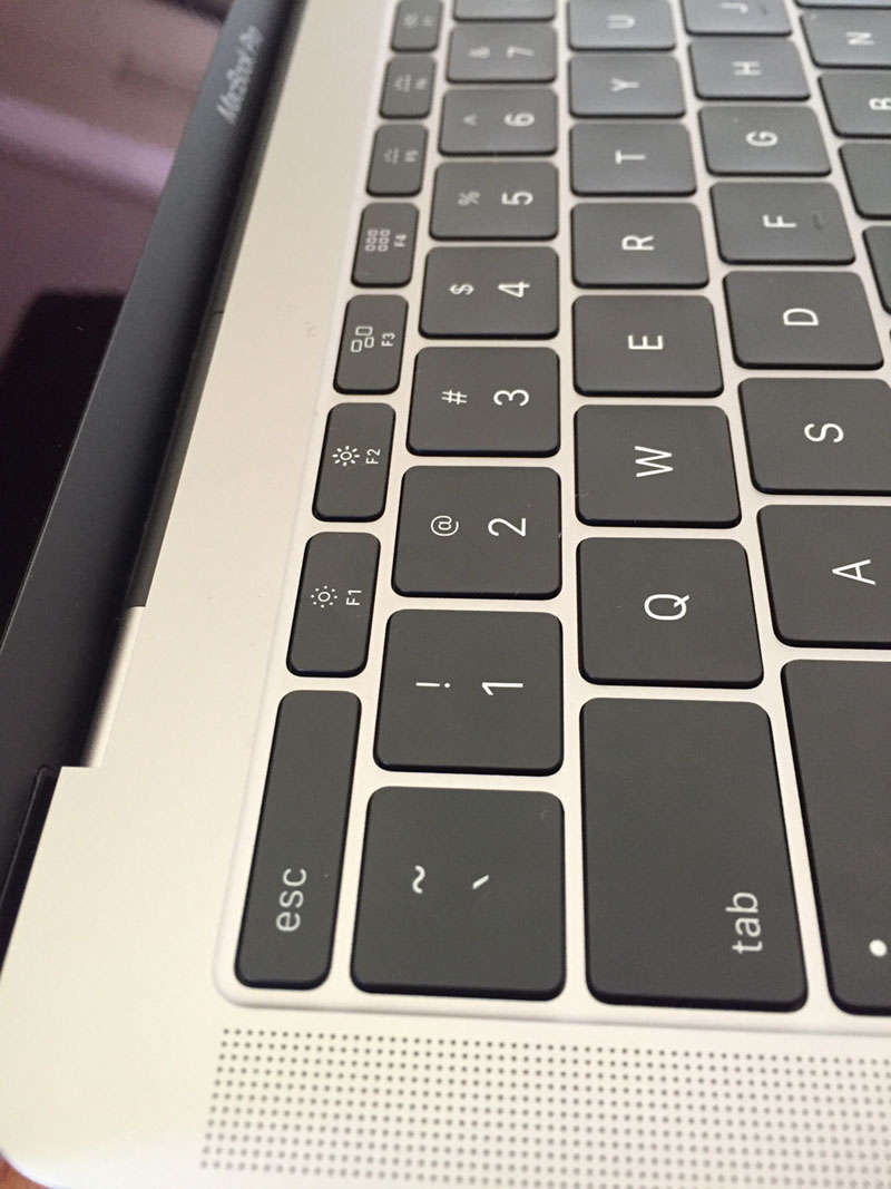 macbook pro 13in touch bar no audio